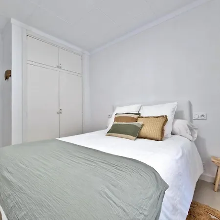 Διαμέρισμα Exclusivo Piso Con Vistas Al Mar Y Jardin Av-87